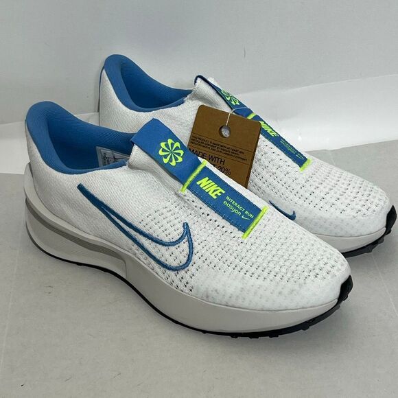 Nike Women's White Blue Interact Run EasyOn Road Running Shoes Size 9 NWT - Picture 2 of 13